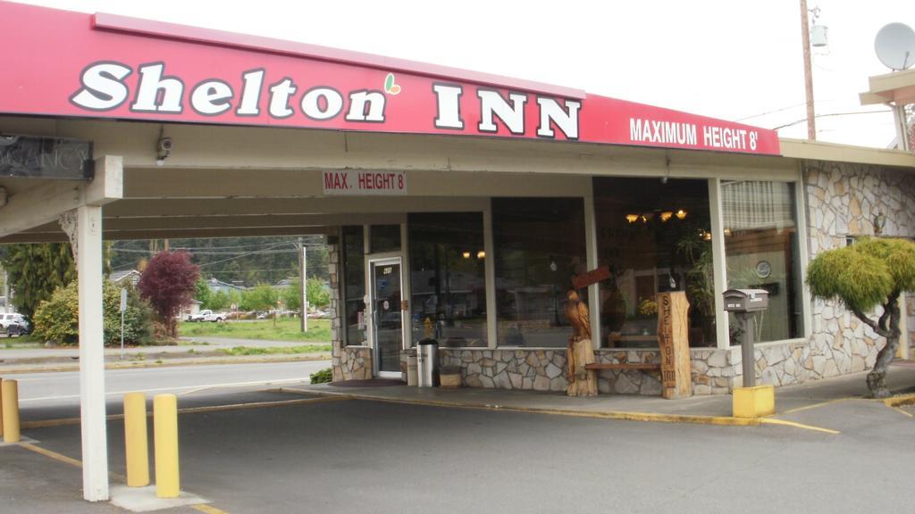 Shelton Inn Exterior photo