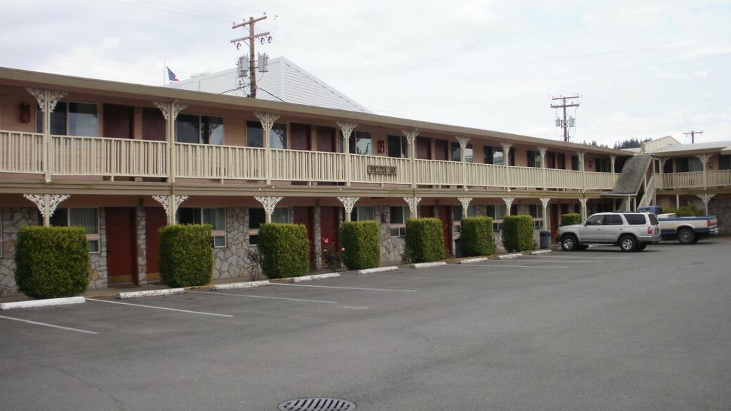 Shelton Inn Exterior photo